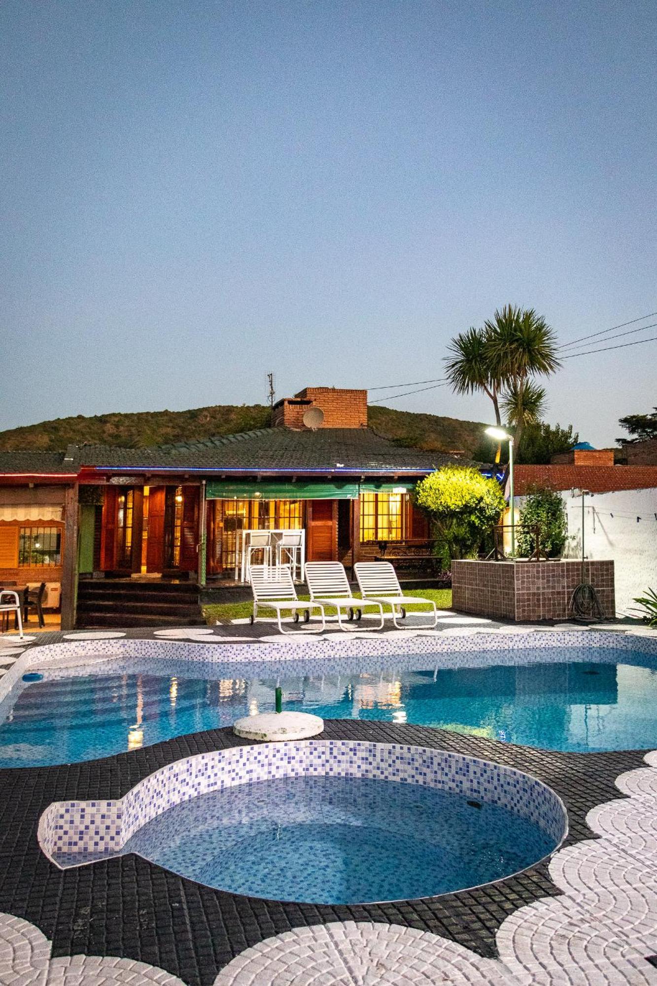 Casa Con Pileta Exclusiva A 3 Cuadras De La Costanera Carlos Paz Ig Alquilervillacarlospaz